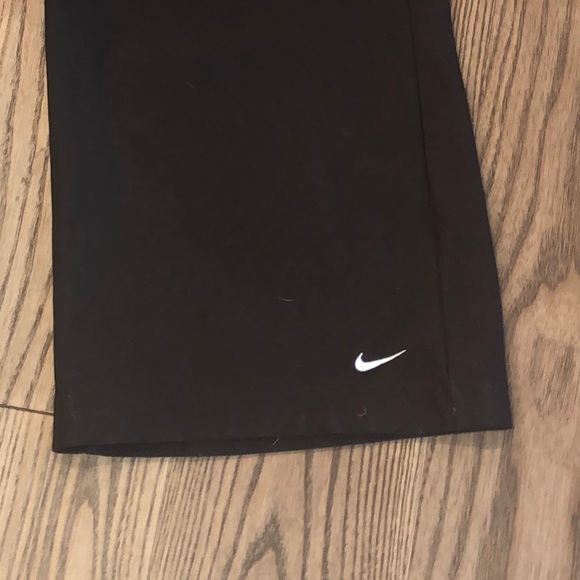 Nike FIT DRY Active Pant Black Capri Sz S - Picture 2 of 5